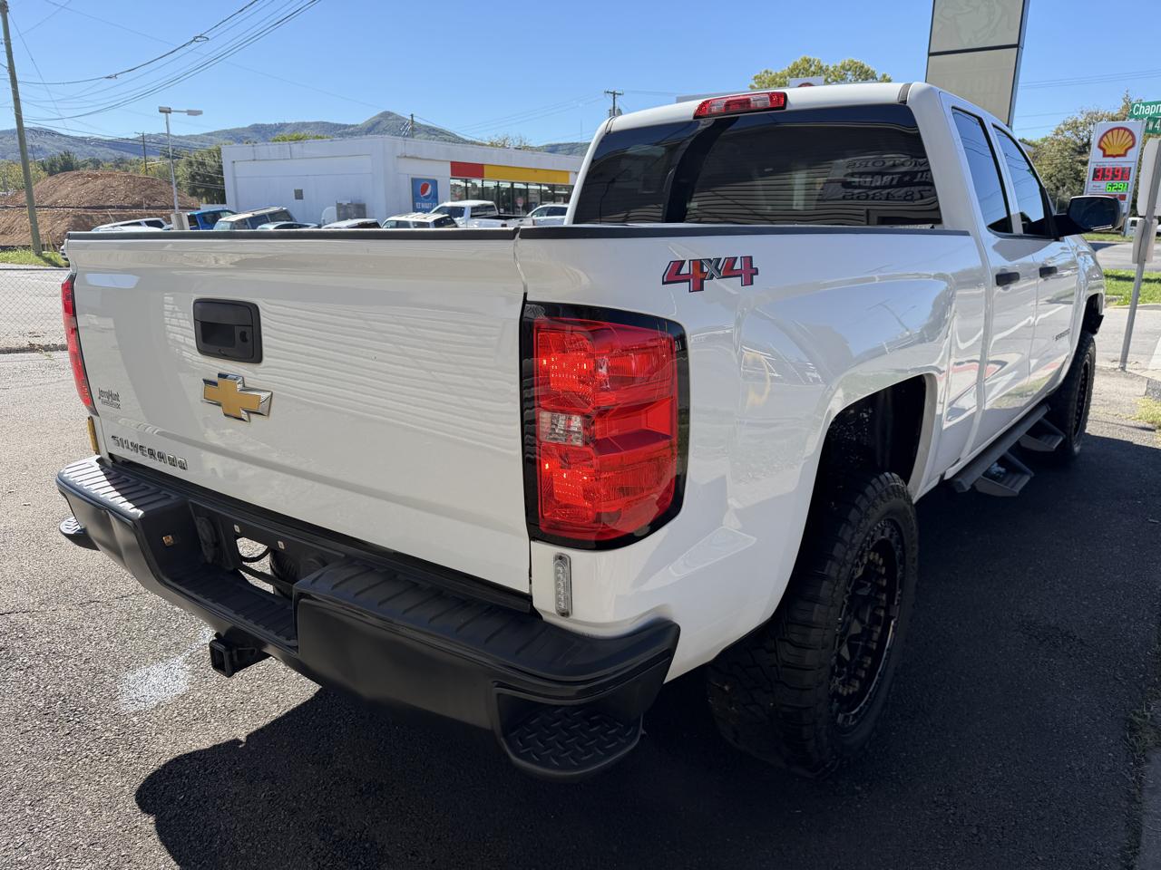 Chevrolet Silverado 1500  2018