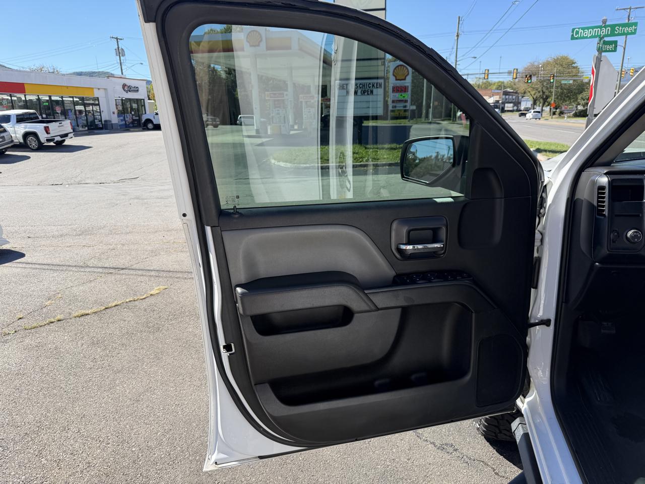 Chevrolet Silverado 1500  2018