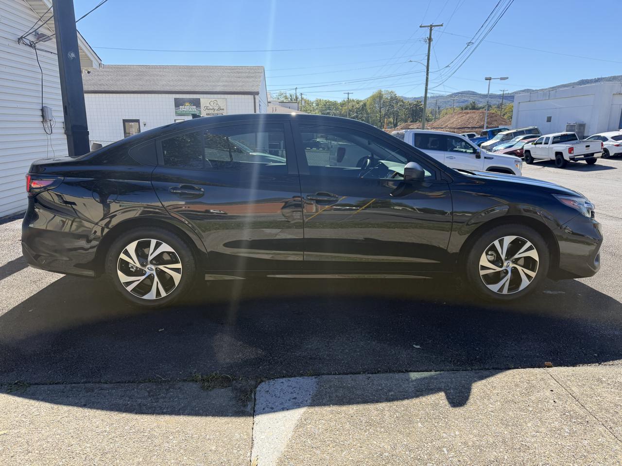 Subaru Legacy 2.5i 2025