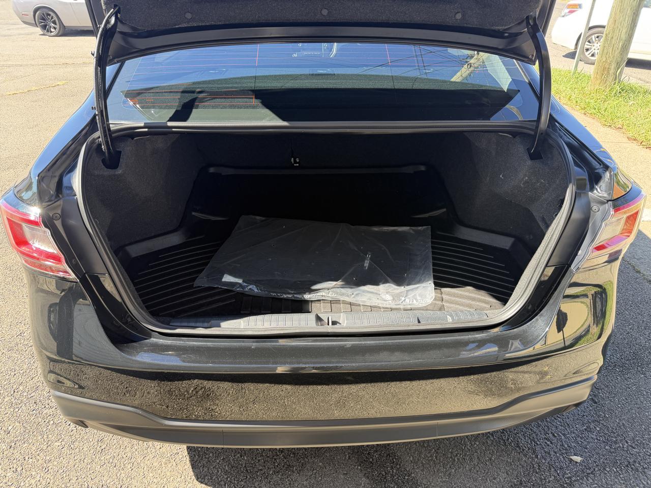 Subaru Legacy 2.5i 2025