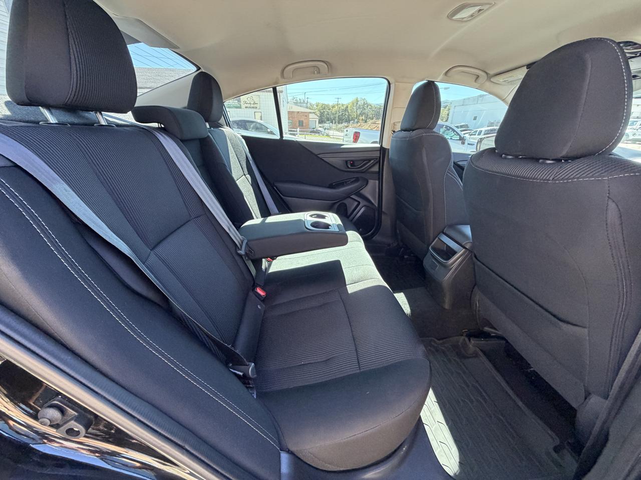 Subaru Legacy 2.5i 2025