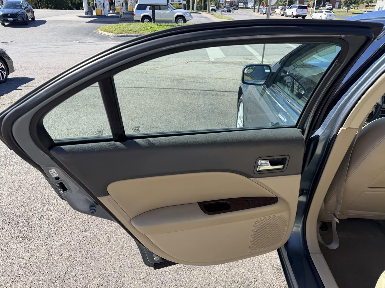 Ford Fusion I4 SEL 2011