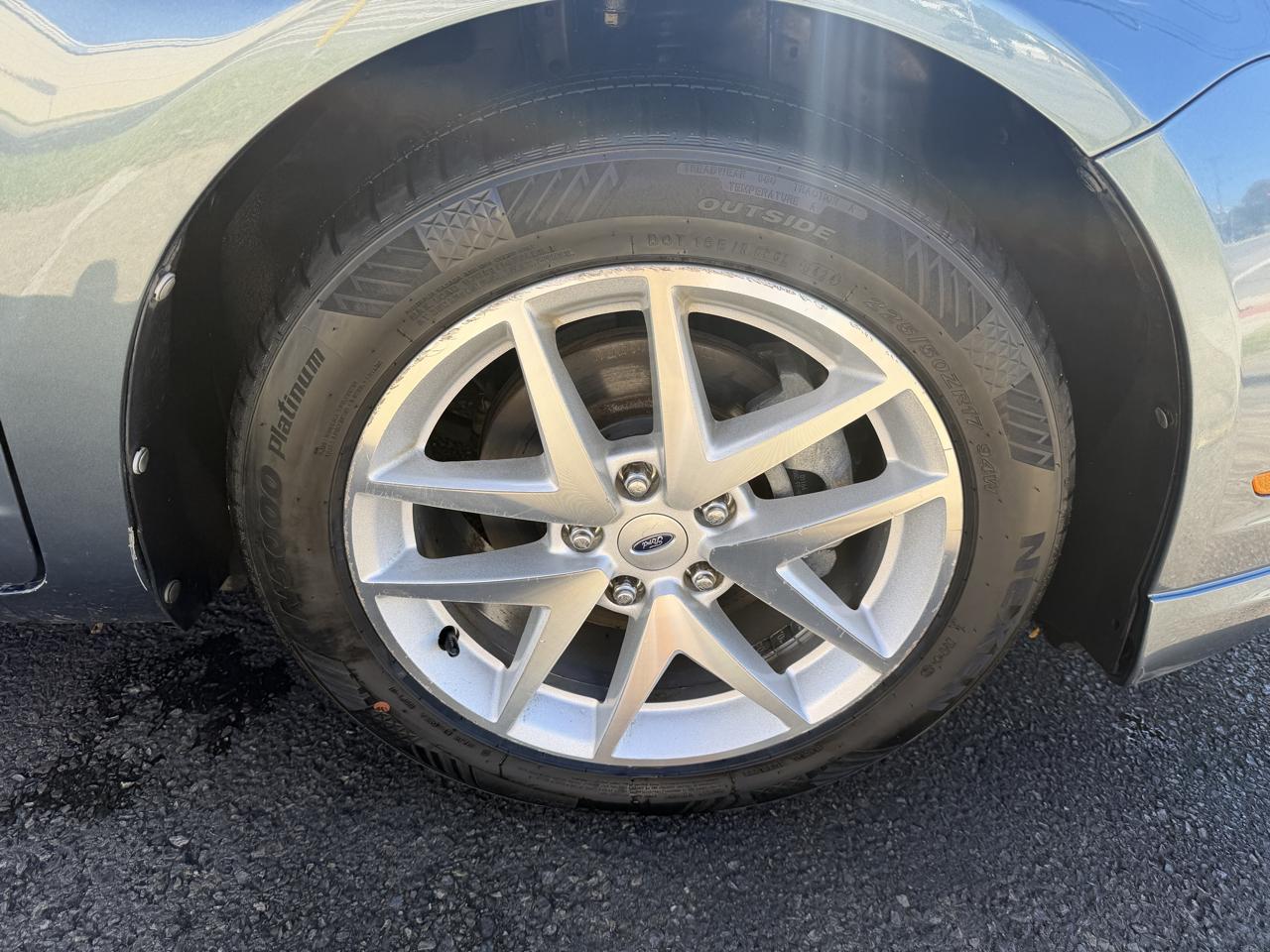 Ford Fusion I4 SEL 2011