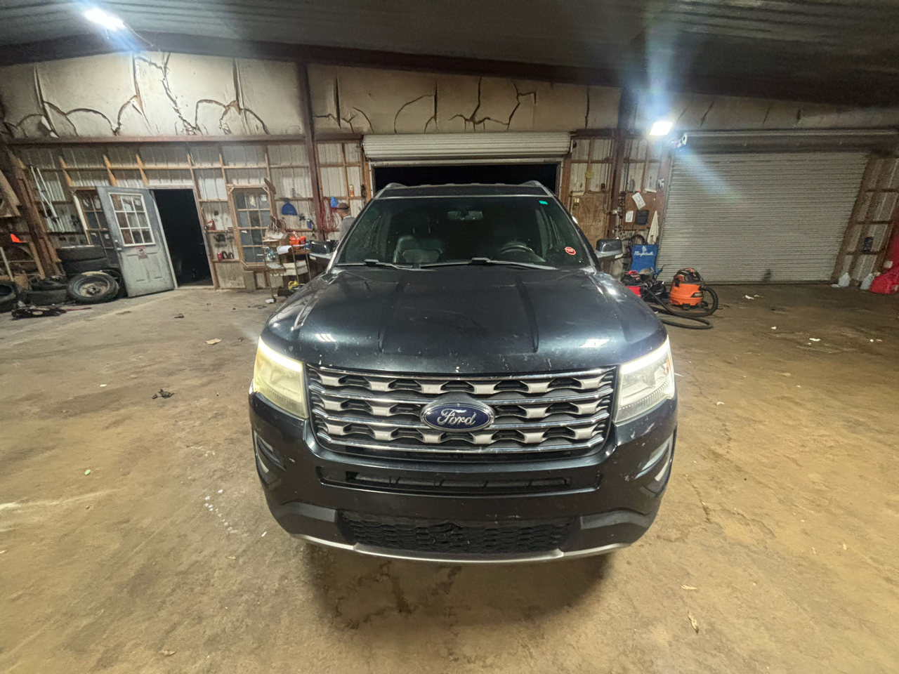 Ford Explorer XLT FWD 2017 Ford Explorer XLT FWD 2017