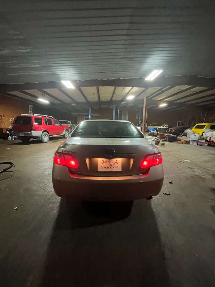 Toyota Camry SE 5-Spd AT 2009 Toyota Camry SE 5-Spd AT 2009