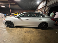 2016 Nissan Altima  2016 Nissan Altima