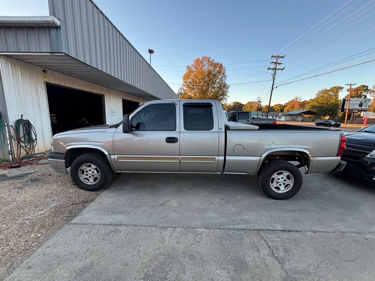 2003 Chevrolet Silverado 1500 Ext. Cab Short Bed 2WD