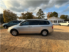 2008 Kia Sedona 