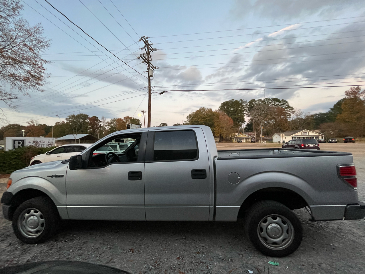 2013 Ford F-150 2WD SuperCrew 145" XL