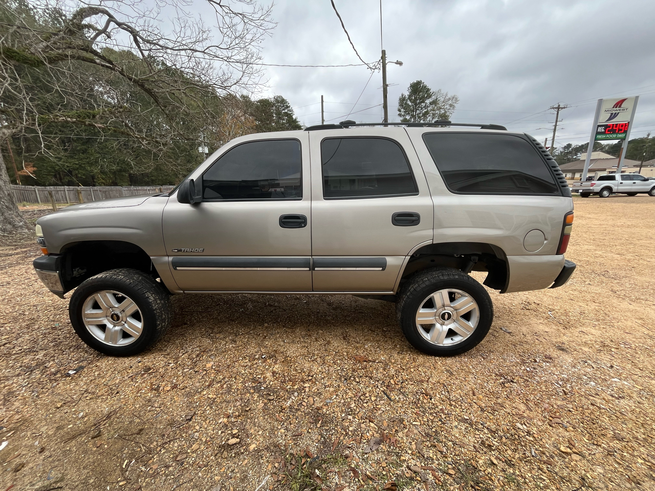 2002 Chevrolet Tahoe 4dr 1500 LS
