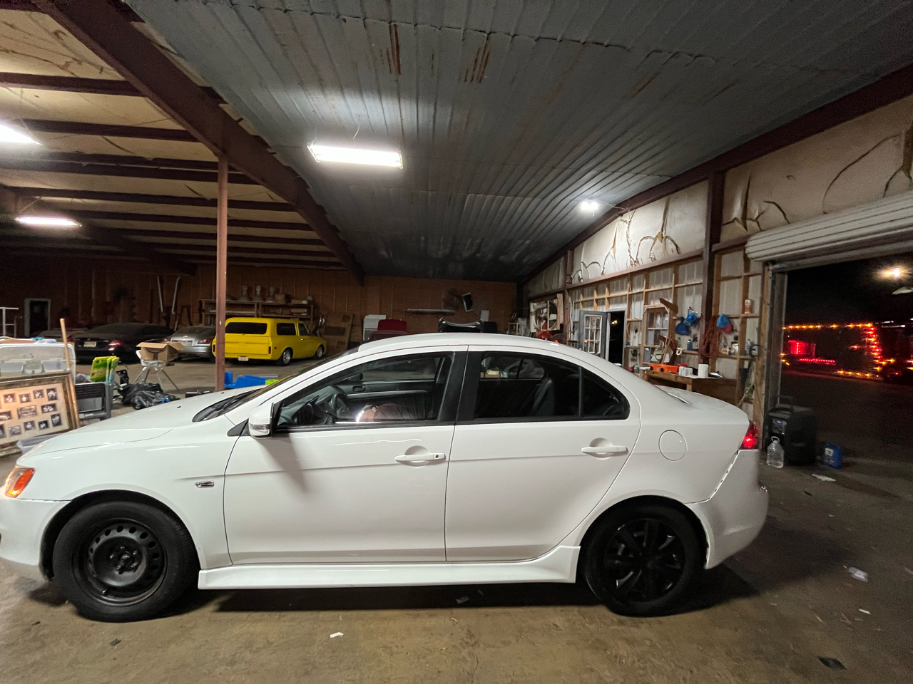 2015 Mitsubishi Lancer ES's photo