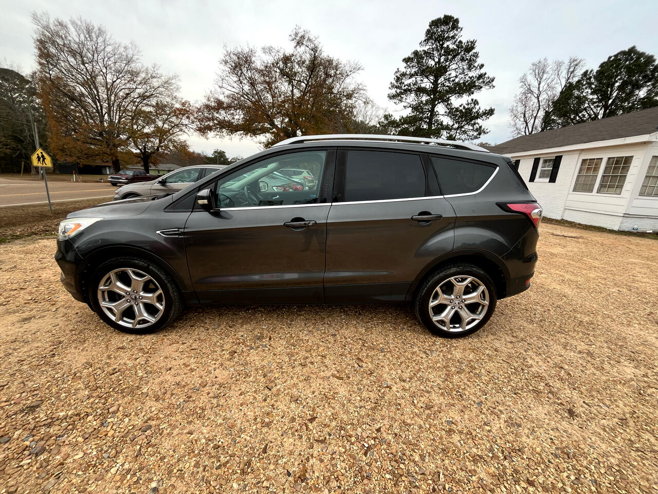 2017 Ford Escape Titanium FWD