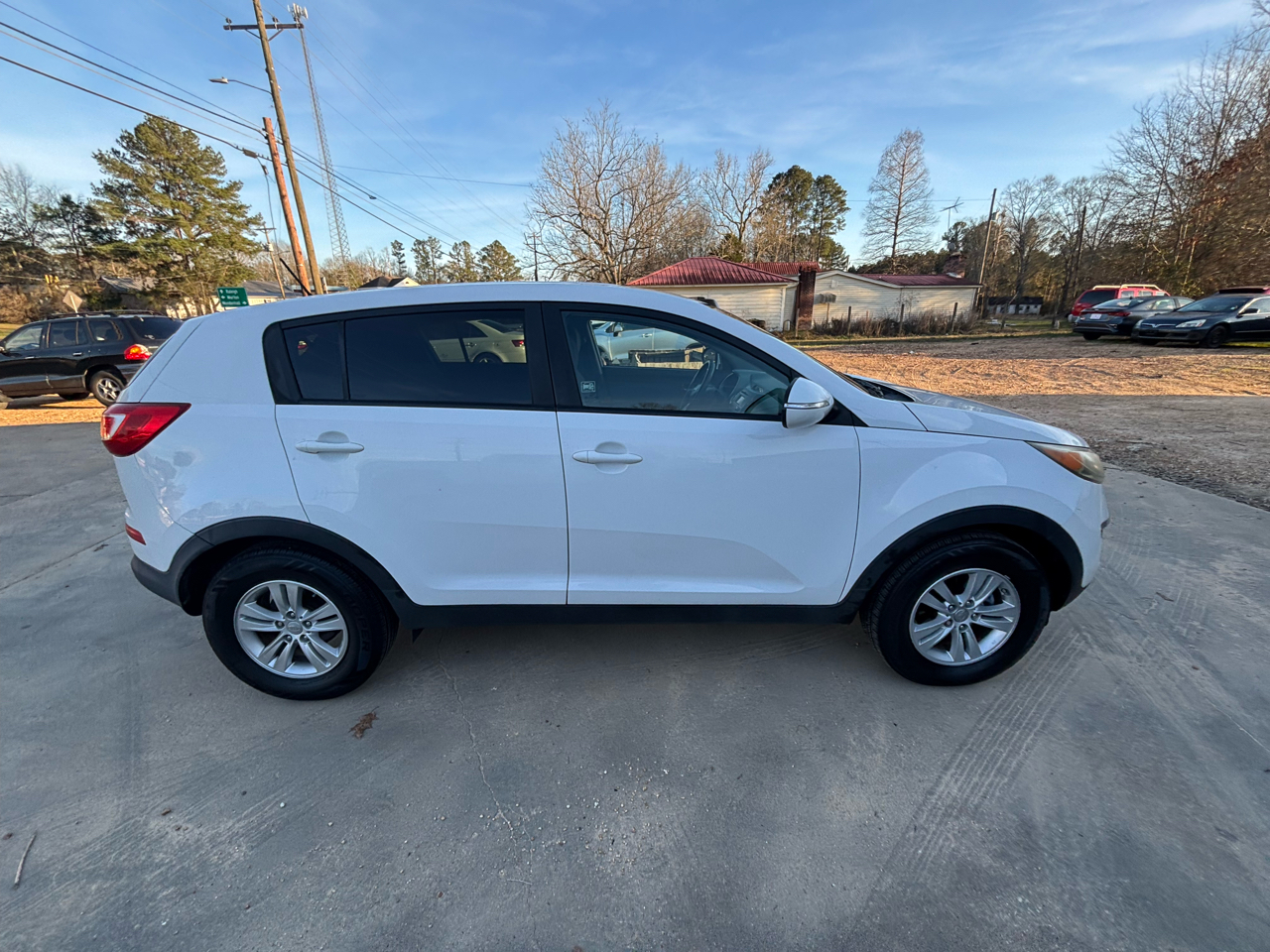 Kia Sportage 2WD 4dr LX 2011