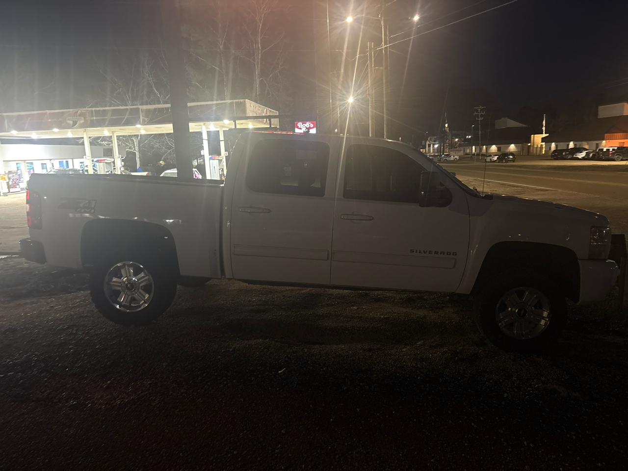 Chevrolet Silverado 1500 4WD Crew Cab 143.5" LT 2012