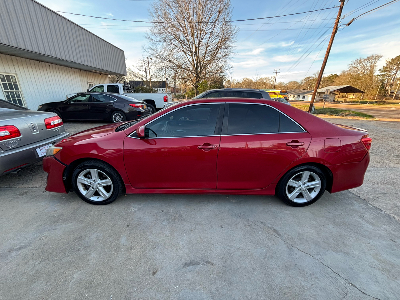 Toyota Camry 2014.5 4dr Sdn I4 Auto SE Sport (Natl) 2014