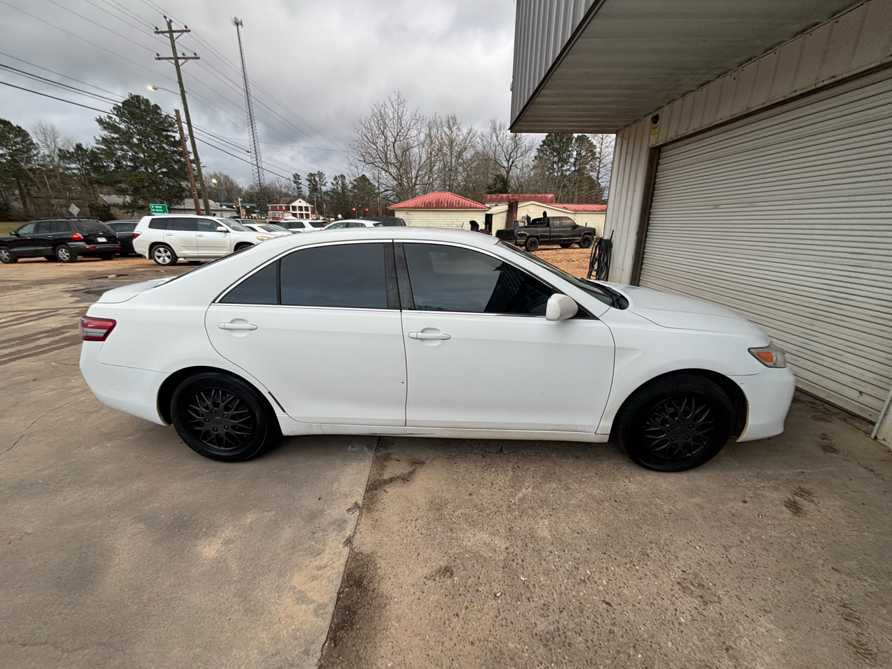 Toyota Camry 4dr Sdn I4 Man (Natl) 2010
