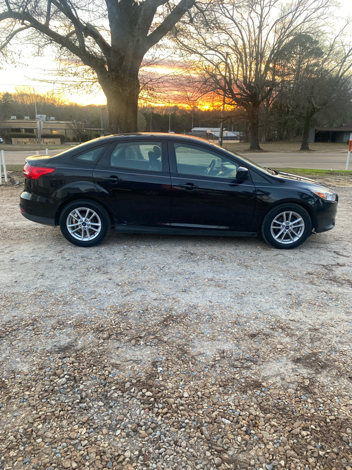 Ford Focus SE Sedan 2018