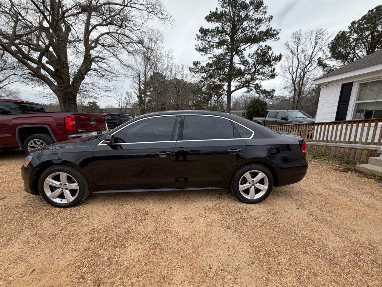 2015 Volkswagen Passat 4dr Sdn 1.8T Auto S