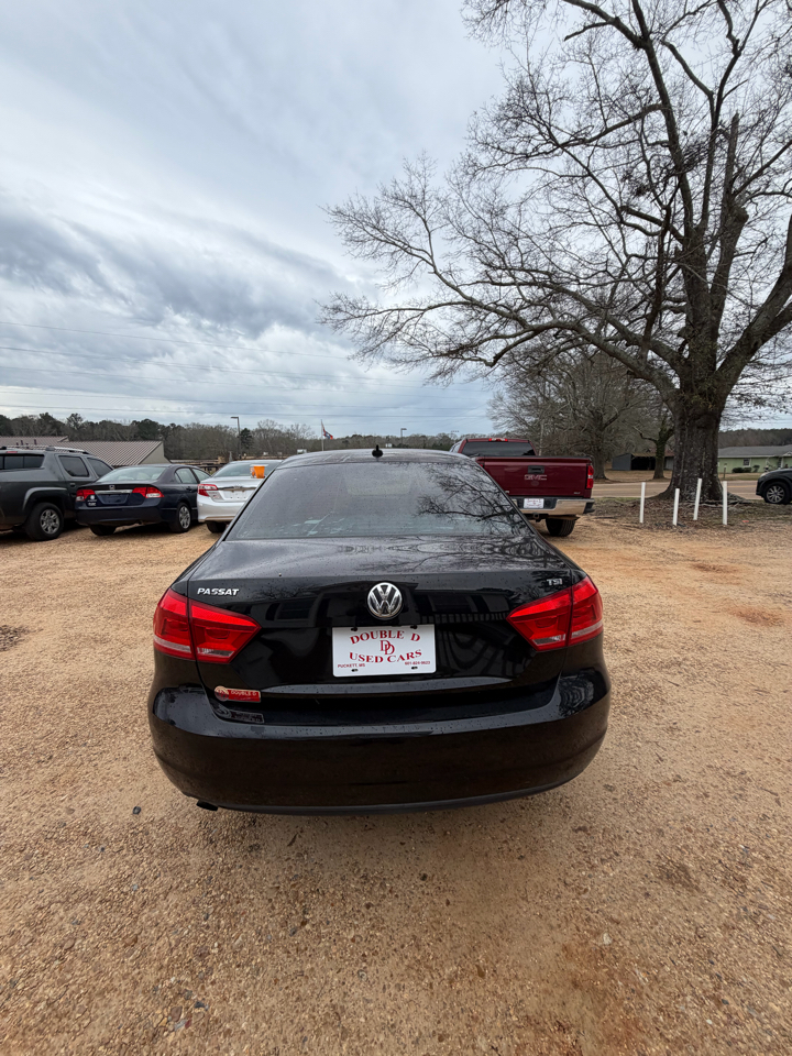 Volkswagen Passat 4dr Sdn 1.8T Auto S 2015