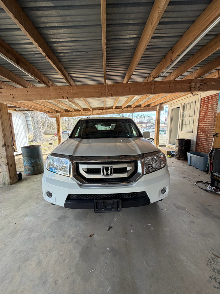 Honda Pilot 2WD 4dr Touring w/Navi 2009