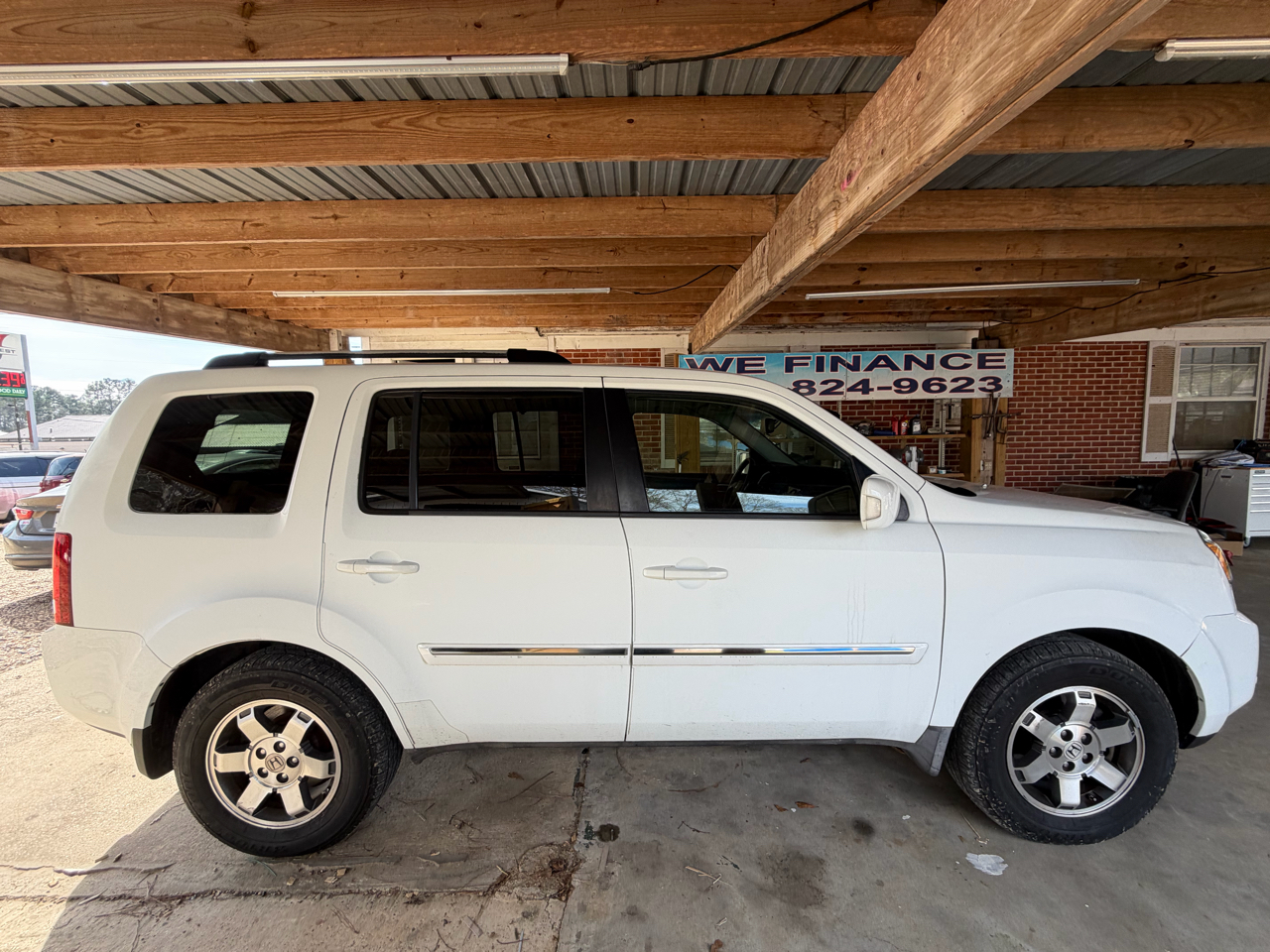 Honda Pilot 2WD 4dr Touring w/Navi 2009