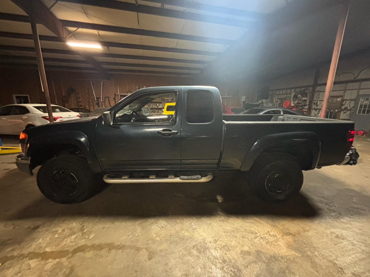 2004 GMC Canyon Ext Cab 125.9" WB SLE Z71