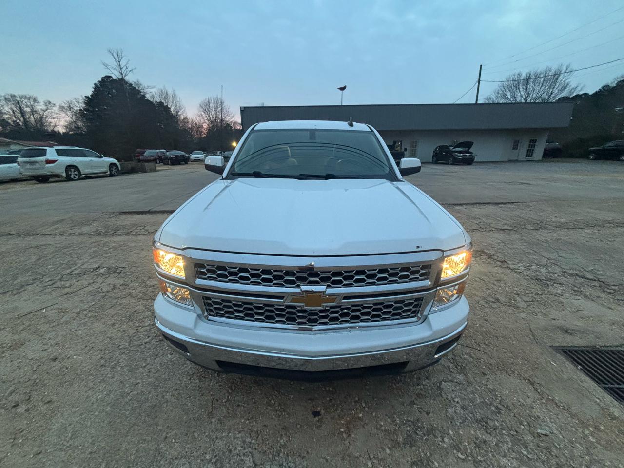 Chevrolet Silverado 1500 2WD Crew Cab 143.5" LT w/1LT 2015