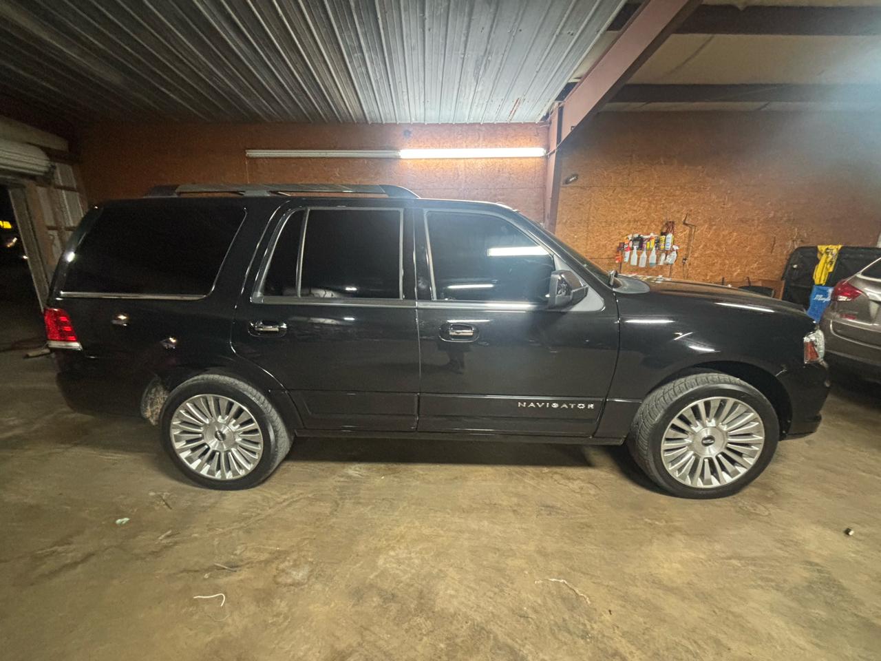 Lincoln Navigator 2WD 4dr 2015
