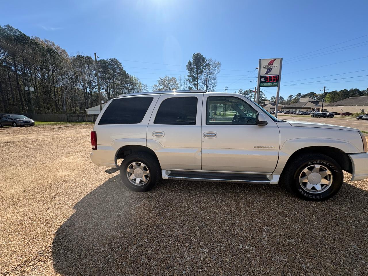 Cadillac Escalade 4dr AWD 2002