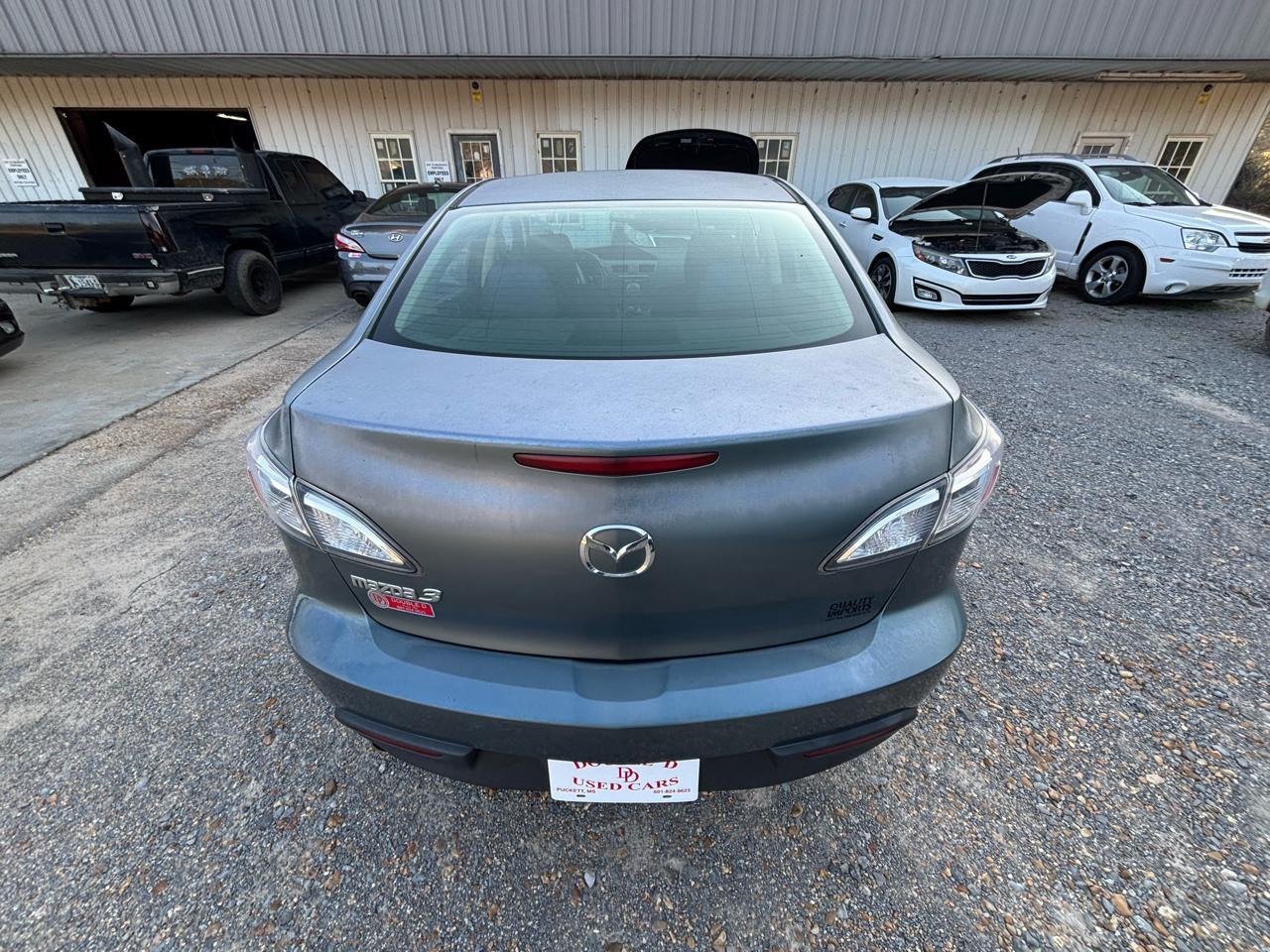 Mazda MAZDA3 4dr Sdn Auto i Touring 2011