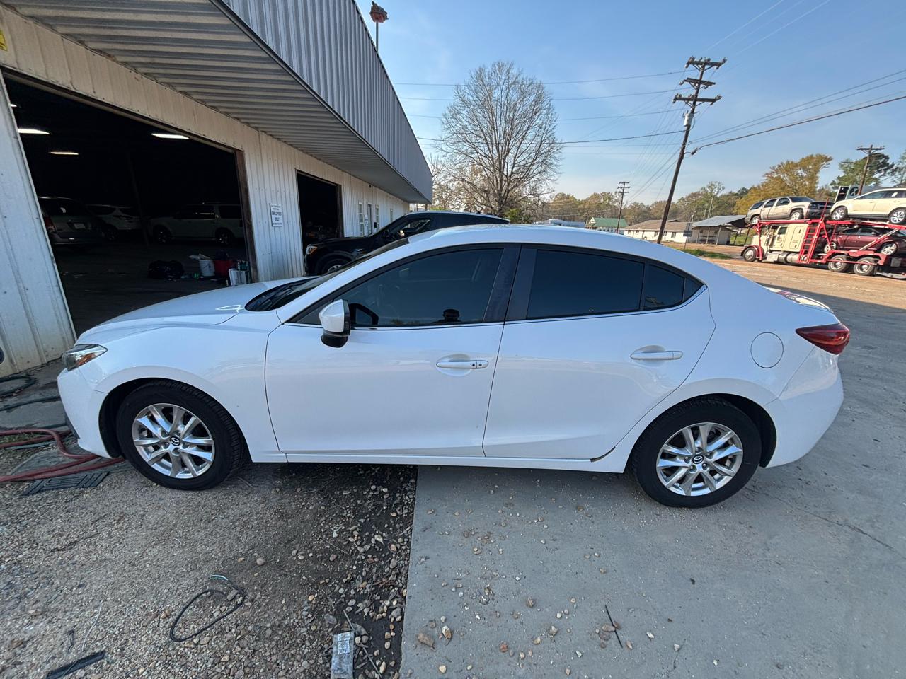 Mazda MAZDA3 4dr Sdn Auto i Touring 2015