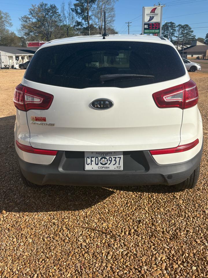 Kia Sportage 2WD 4dr LX 2011