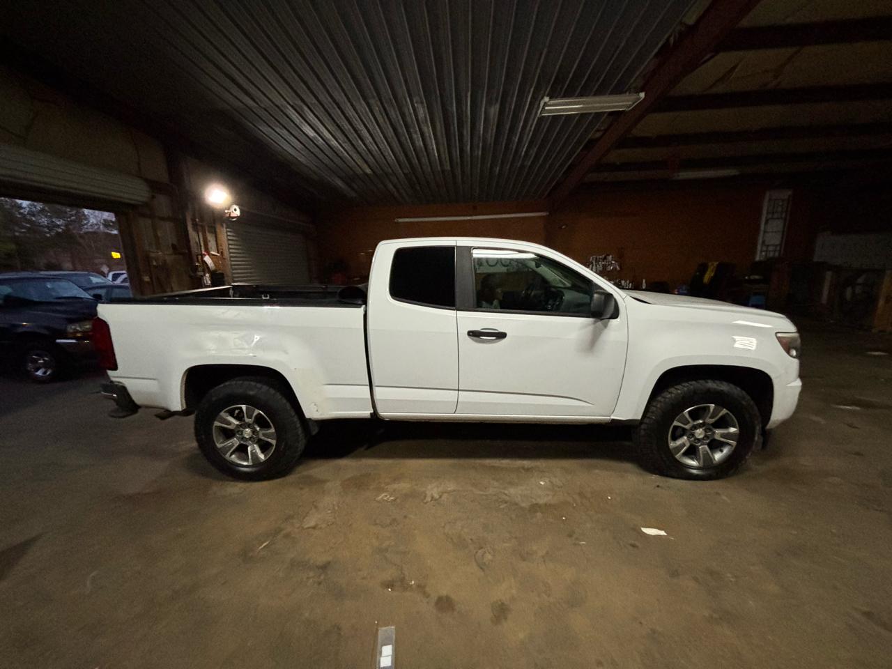 Chevrolet Colorado 2WD Ext Cab 128.3" WT 2017