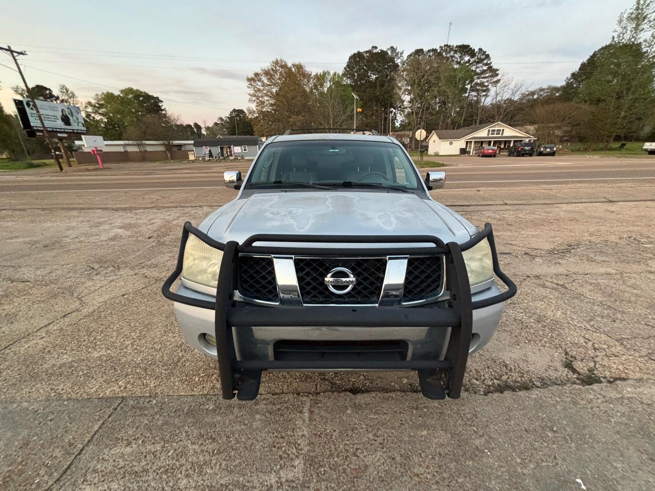 Nissan Armada 2WD 4dr LE FFV 2007