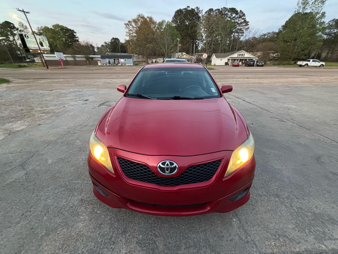 Toyota Camry 4dr Sdn I4 Man LE (Natl) 2011