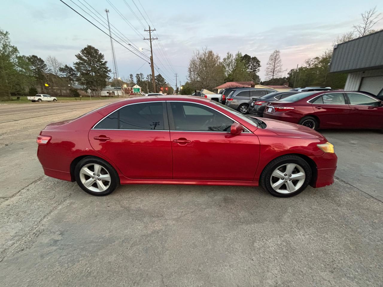 Toyota Camry 4dr Sdn I4 Man LE (Natl) 2011