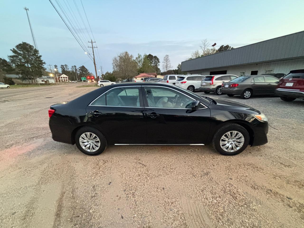 Toyota Camry 2014.5 4dr Sdn I4 Auto SE Sport (Natl) 2014