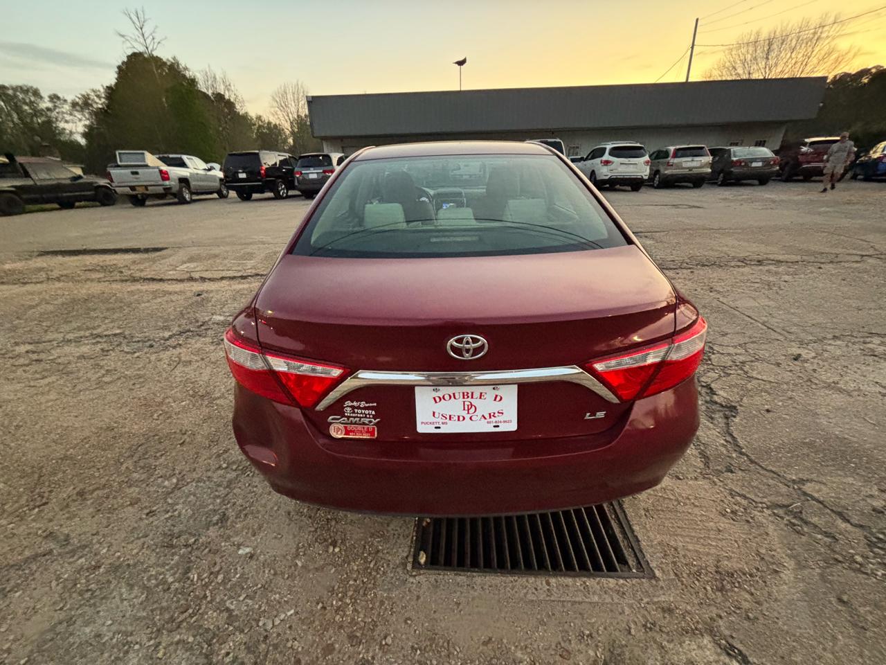 Toyota Camry XLE Auto (Natl) 2017