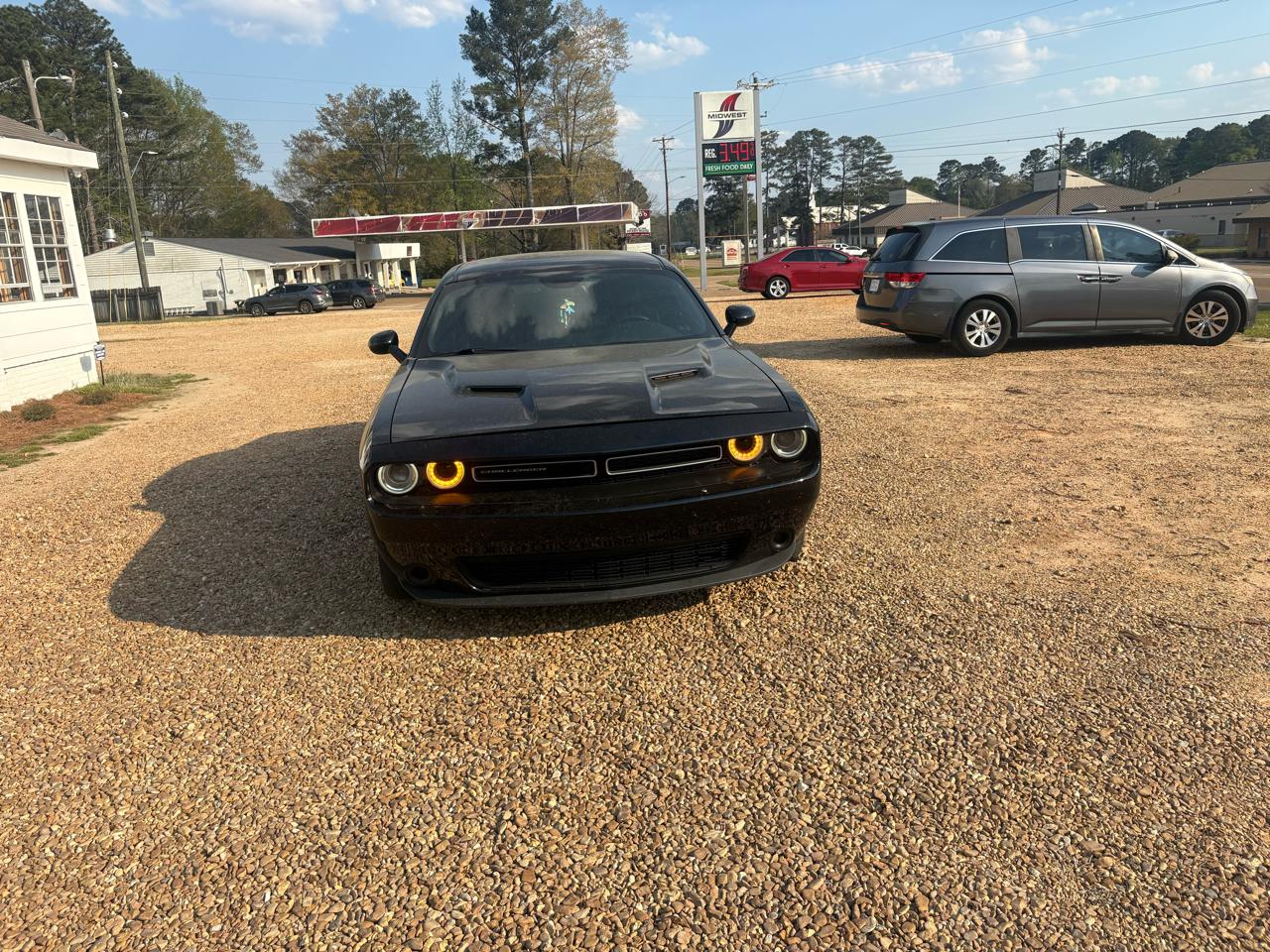 Dodge Challenger 2dr Cpe SXT 2016