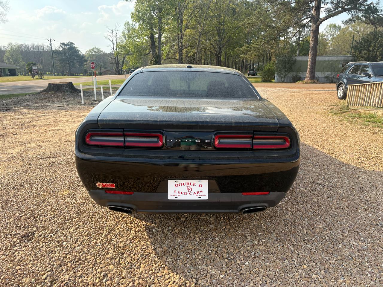 Dodge Challenger 2dr Cpe SXT 2016