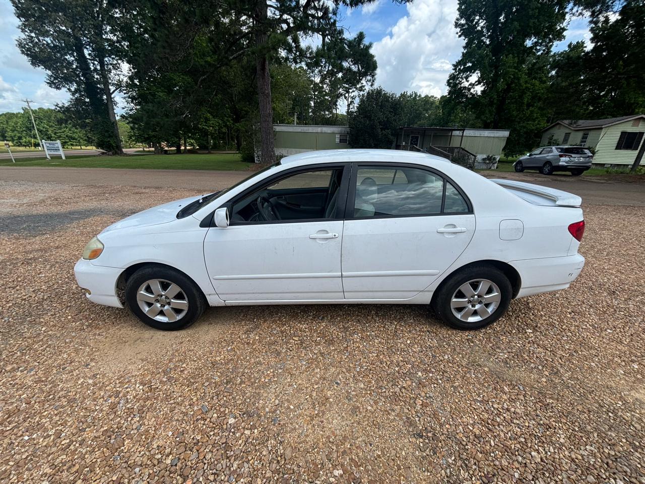 2007 Toyota Corolla 4dr Sdn Manual CE (Natl)