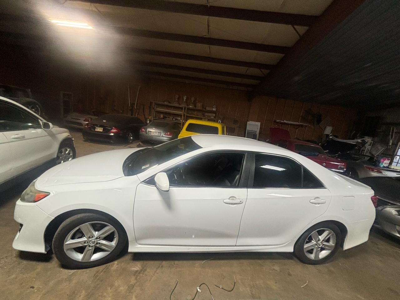 2014 Toyota Camry 4dr Sdn I4 Auto L (Natl) *Ltd Avail*