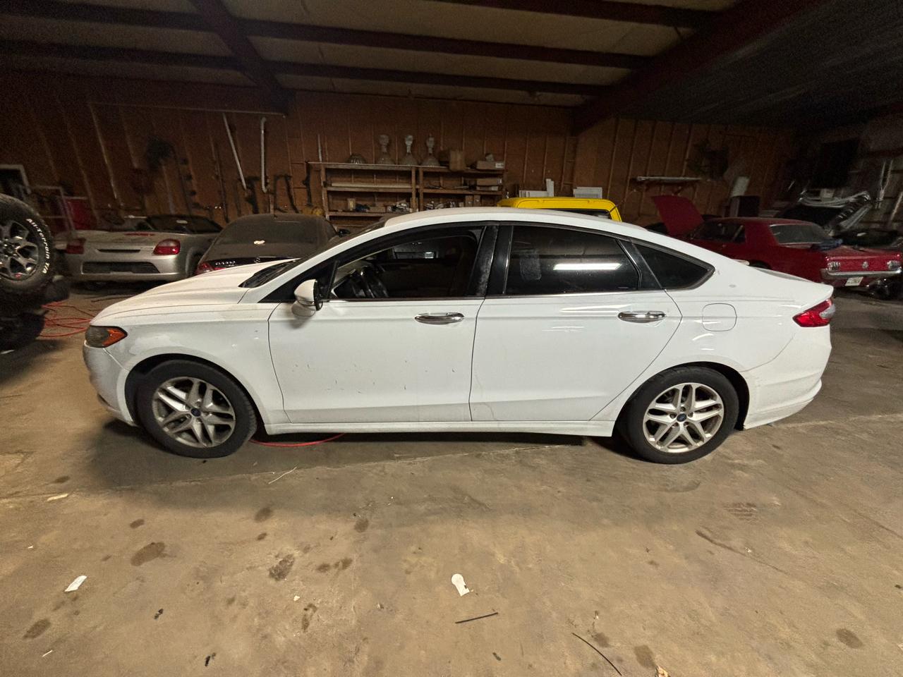 2014 Ford Fusion 4dr Sdn SE FWD