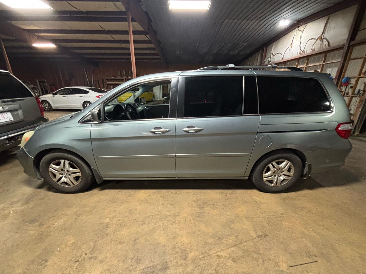 2005 Honda Odyssey EX AT