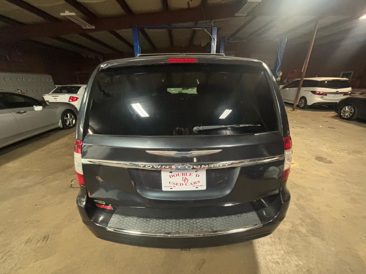 Chrysler Town & Country 4dr Wgn Touring 2014