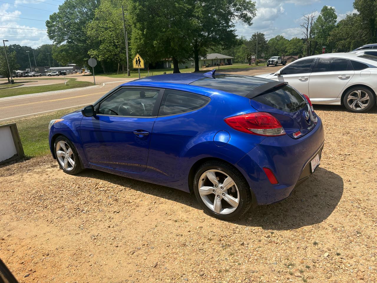 2013 Hyundai Veloster 3dr Cpe Auto w/Black Int