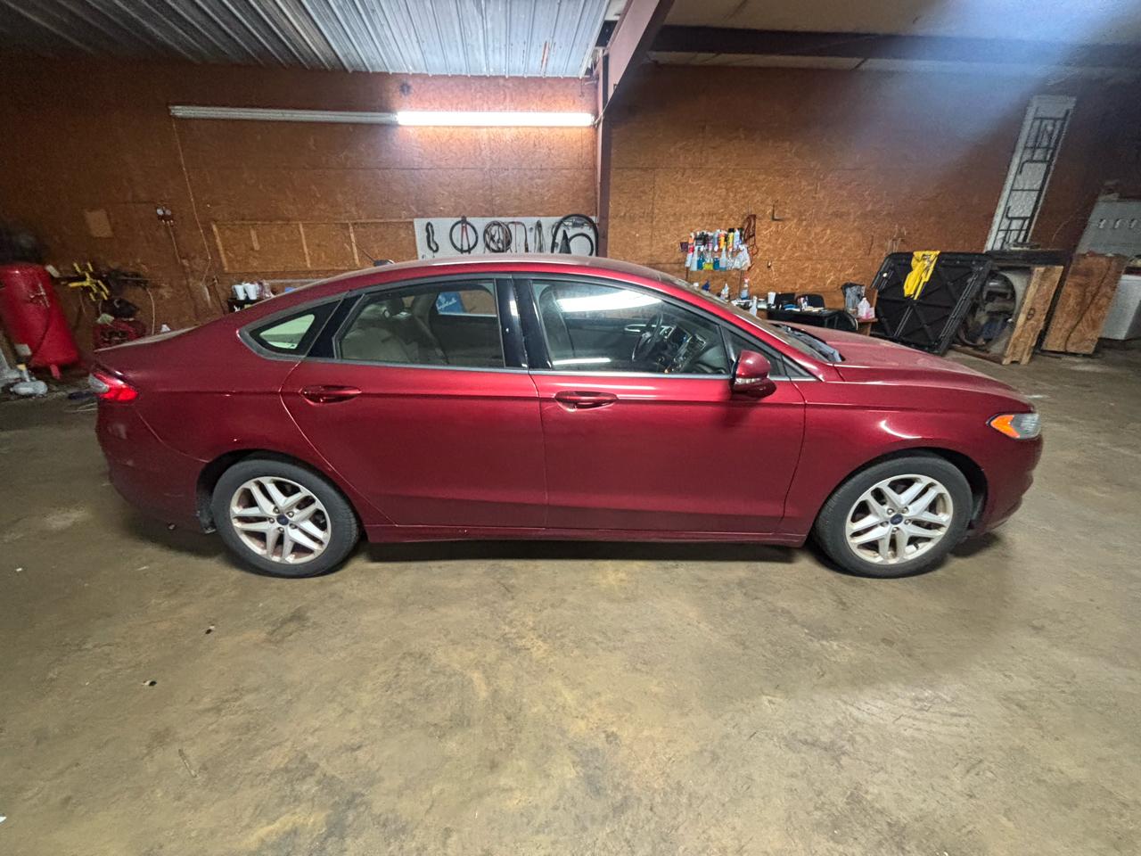 Ford Fusion 4dr Sdn SE FWD 2016