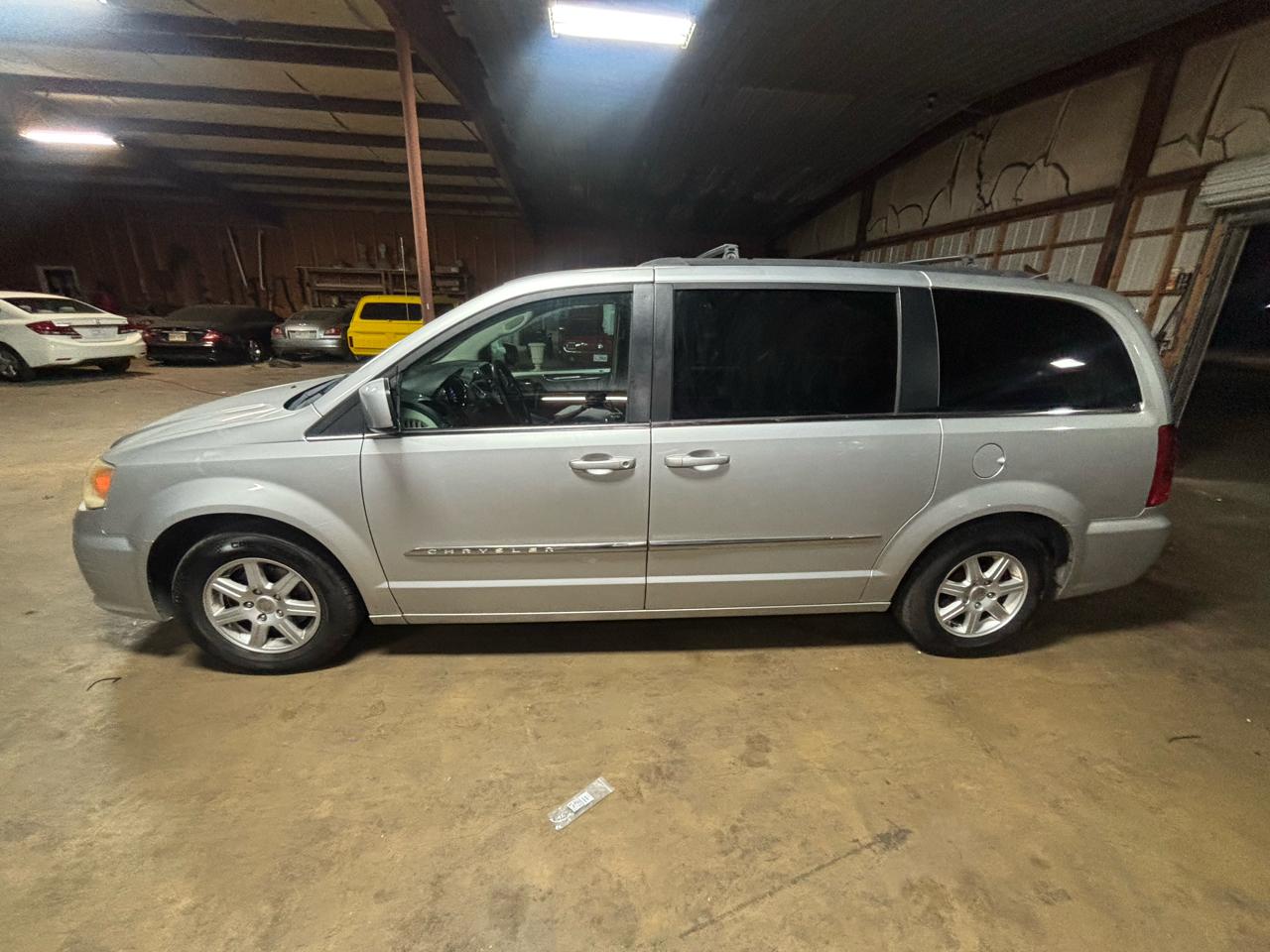 2011 Chrysler Town & Country 4dr Wgn Touring