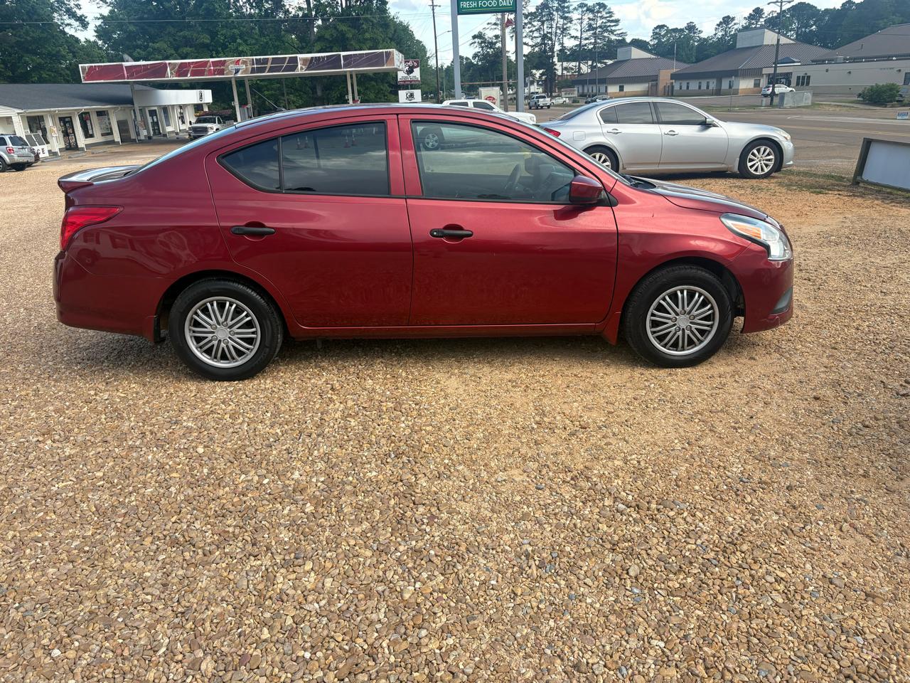 Nissan Versa Sedan S Plus CVT 2018