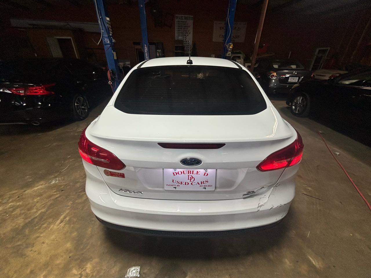 Ford Focus SE Sedan 2018